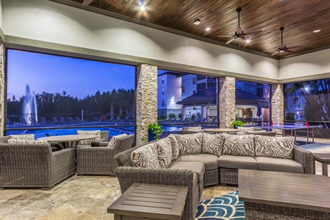 Resident Lounge at The Oasis at Highwoods Preserve, Tampa, Florida